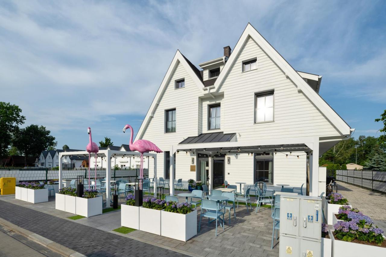 Flamingo Residence Apart Hotel Dziwnów Exterior foto